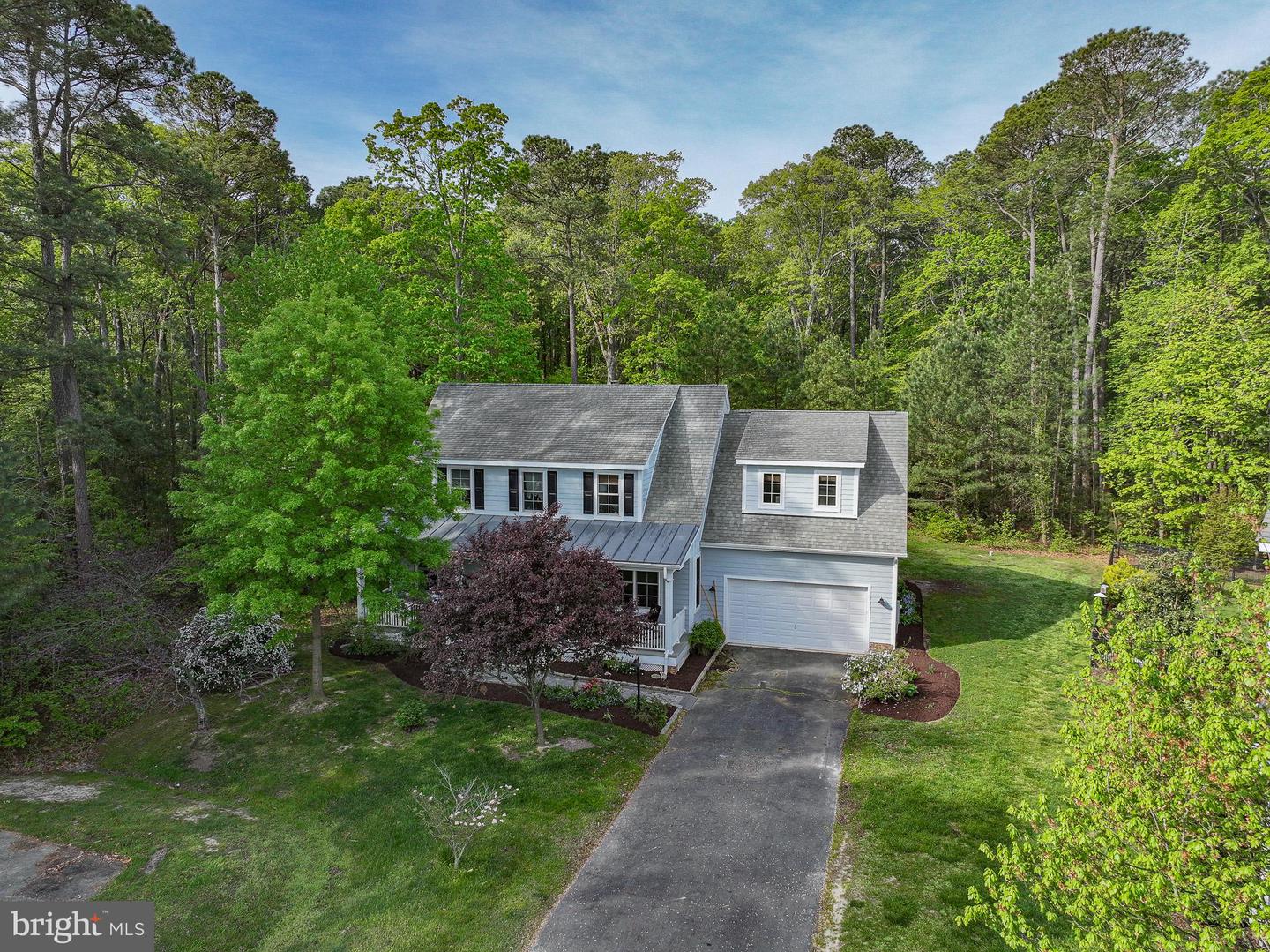 7896 Hart Glen