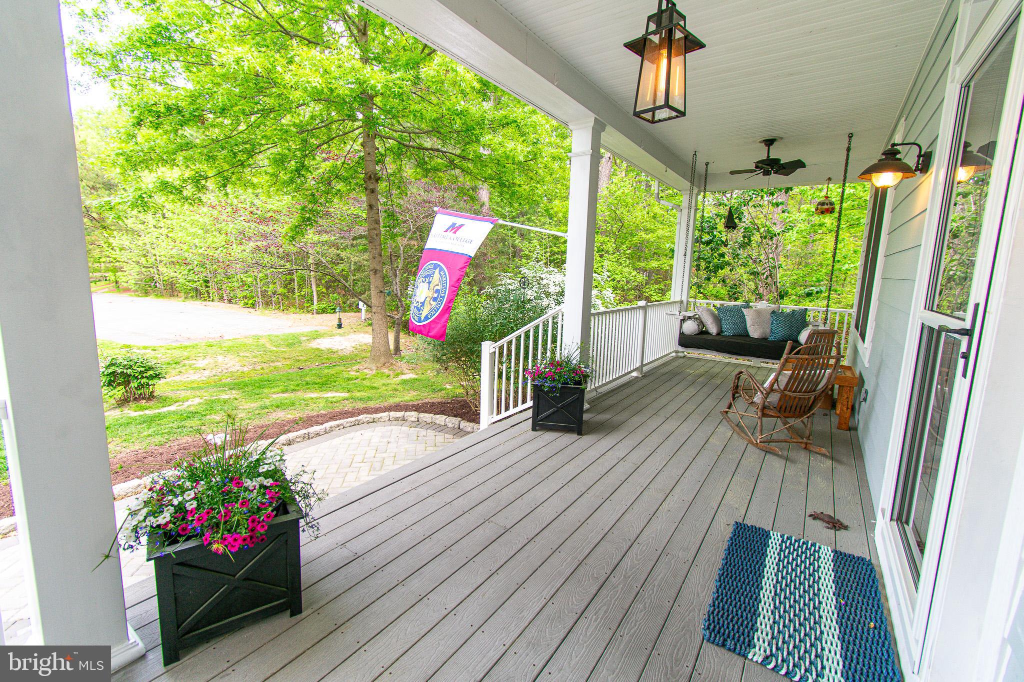 7896 Hart Glen
