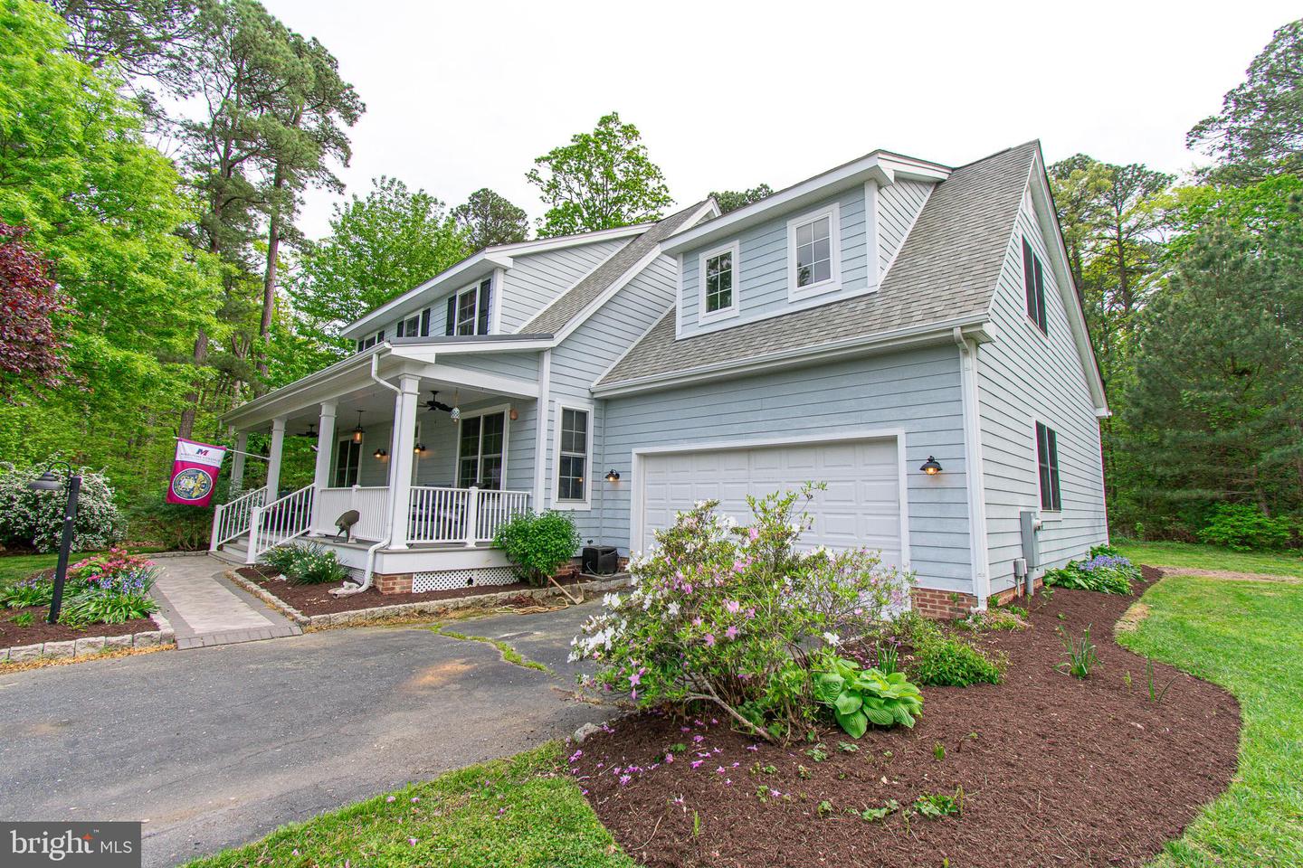 7896 Hart Glen