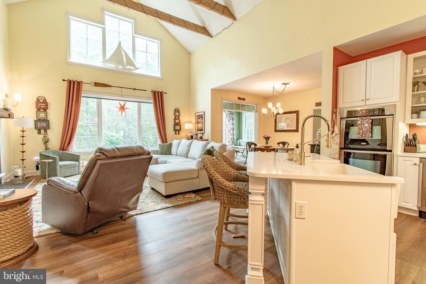 7896 Hart Glen