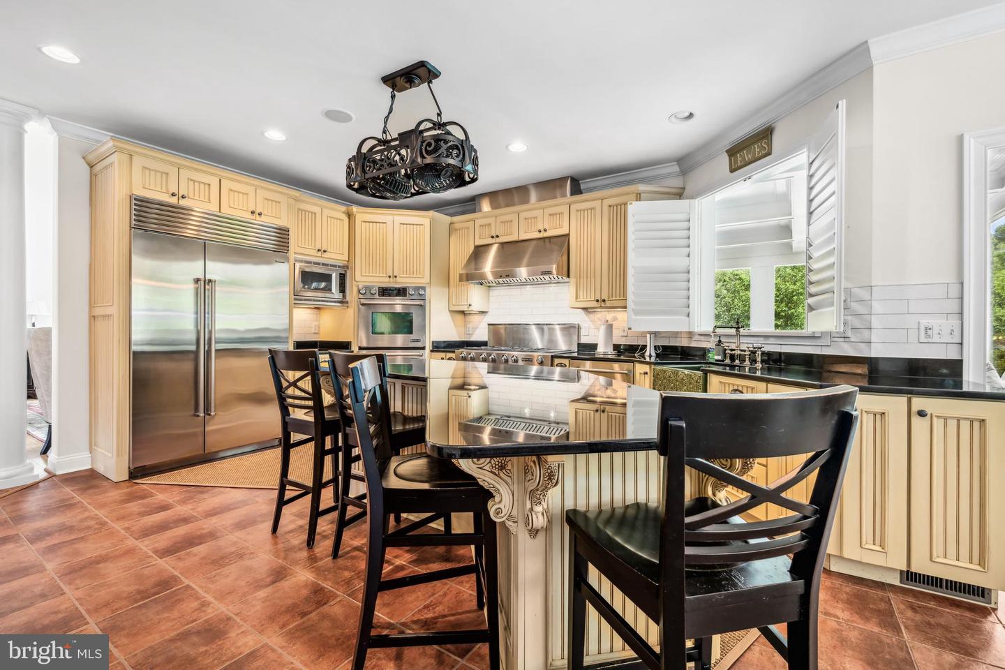 13543 Rustling Oaks Dr