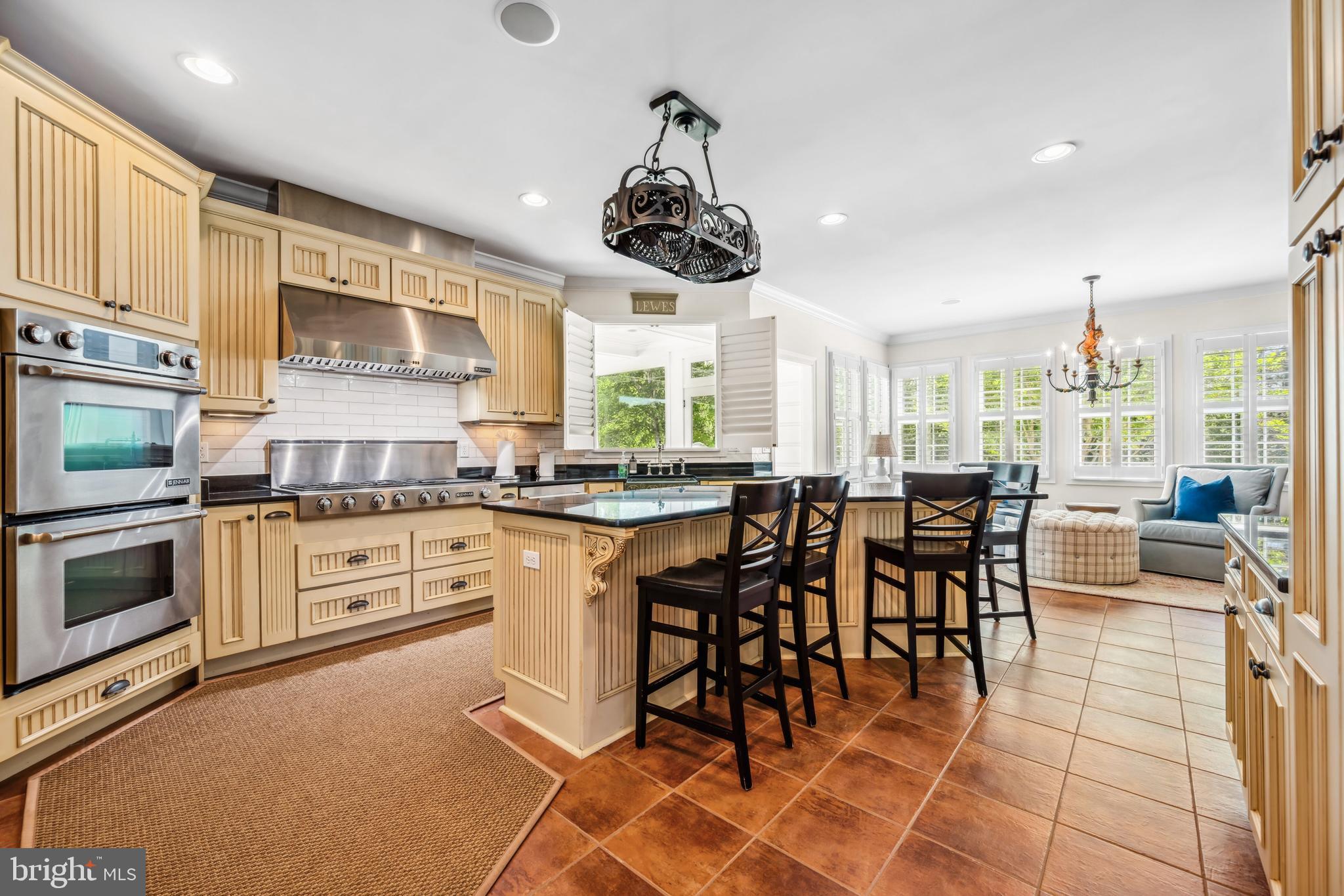 13543 Rustling Oaks Dr