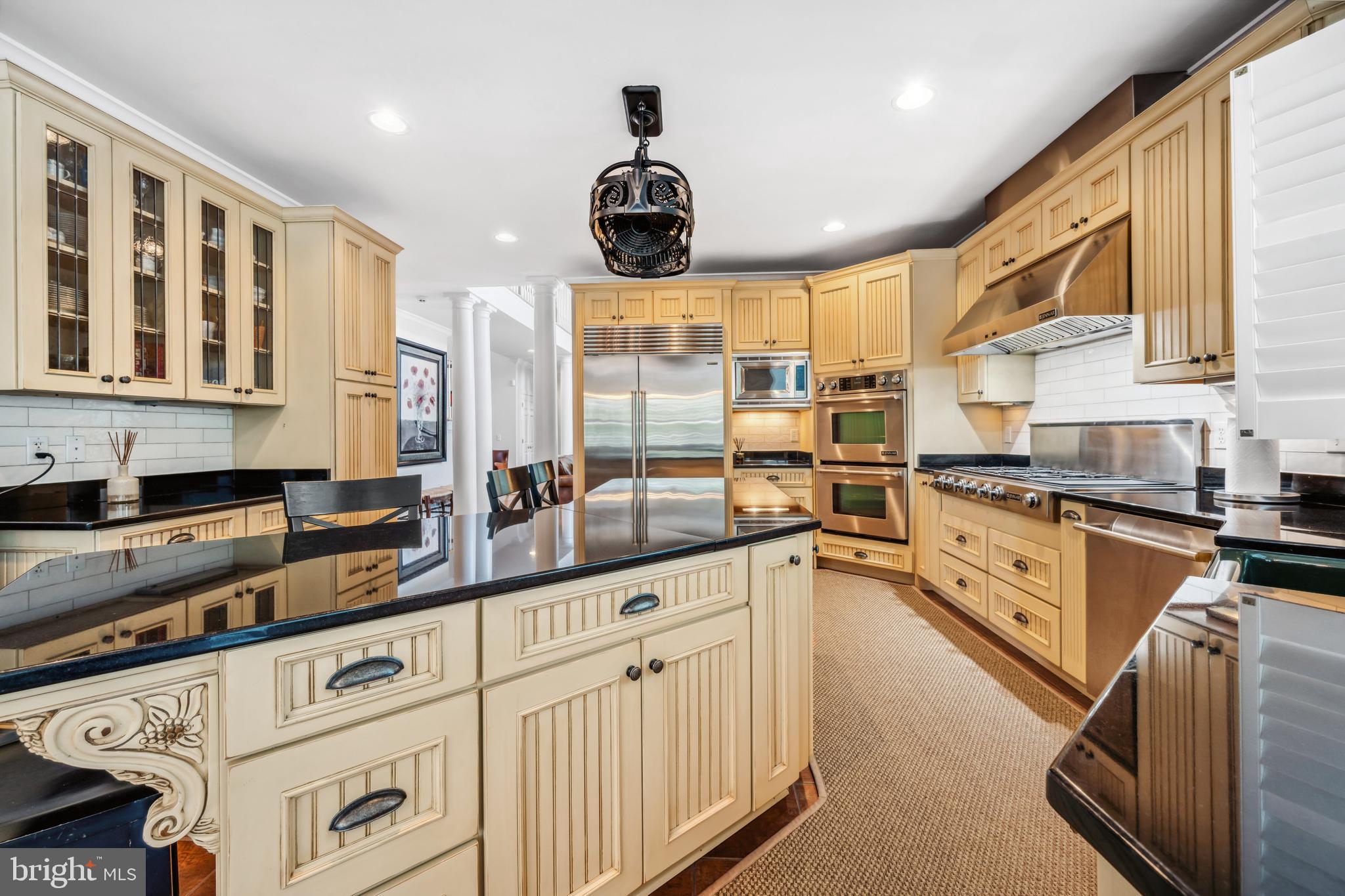 13543 Rustling Oaks Dr