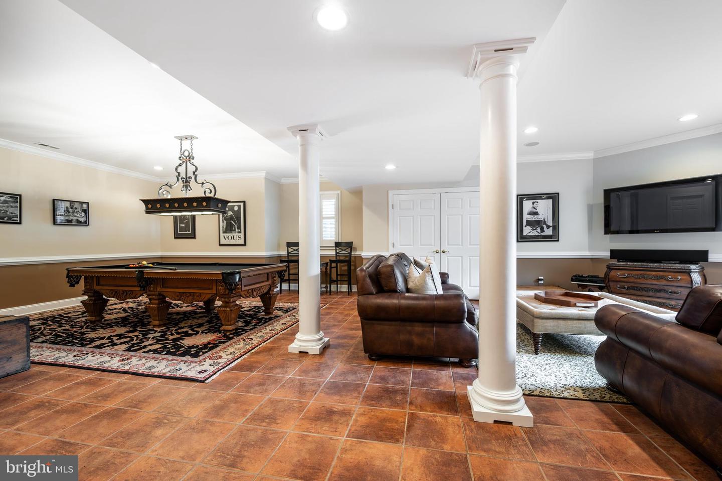 13543 Rustling Oaks Dr