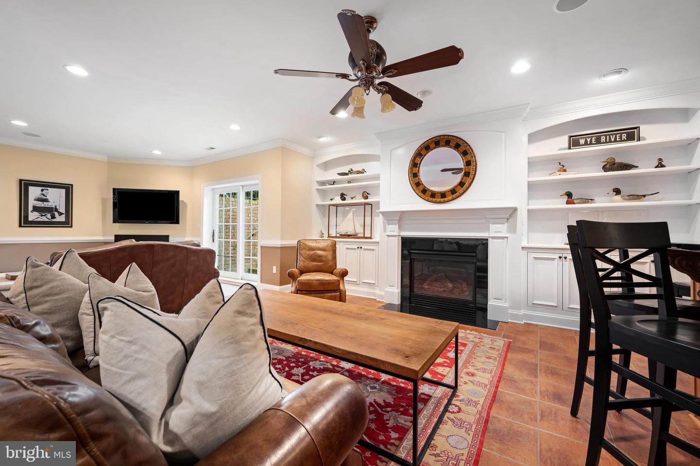 13543 Rustling Oaks Dr