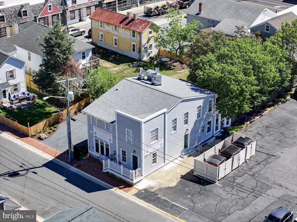 103 Fremont St
