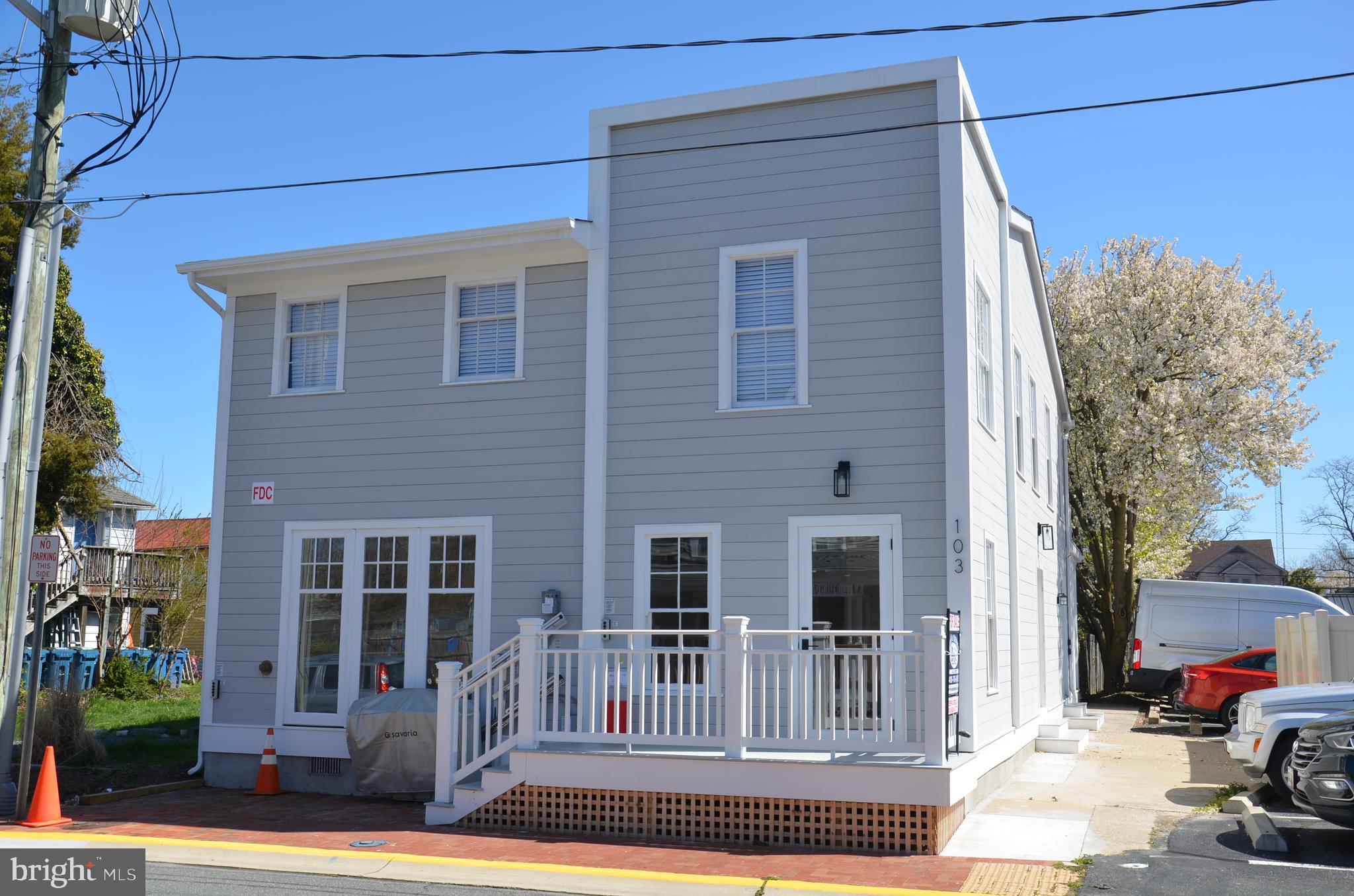 103 Fremont St