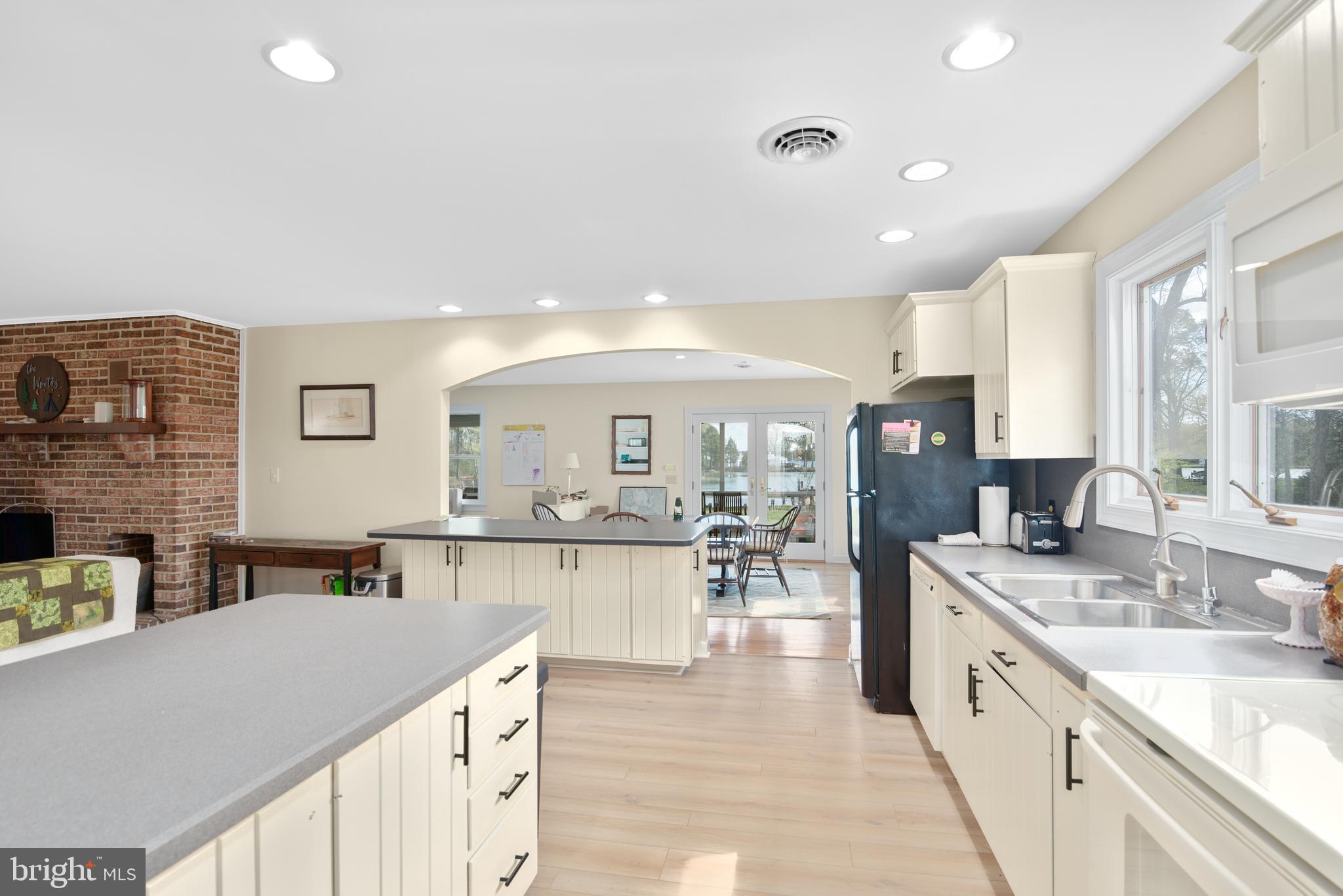 6379 Cedar Cove Rd