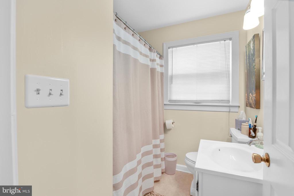 6379 Cedar Cove Rd
