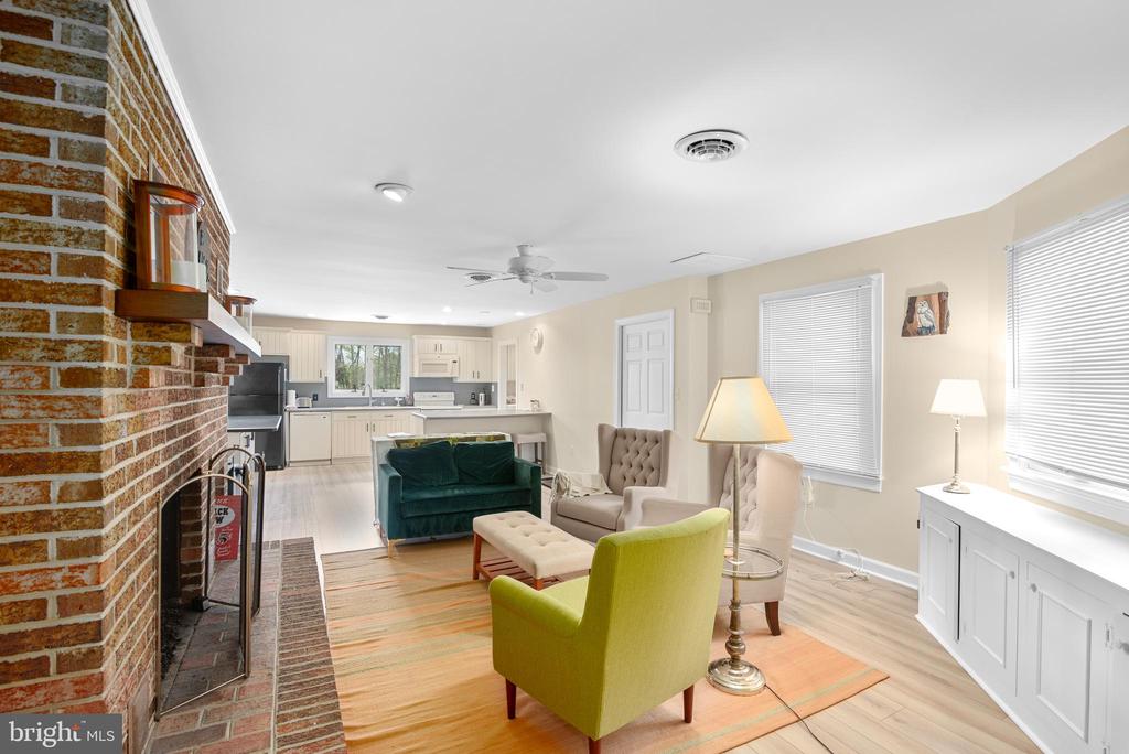 6379 Cedar Cove Rd