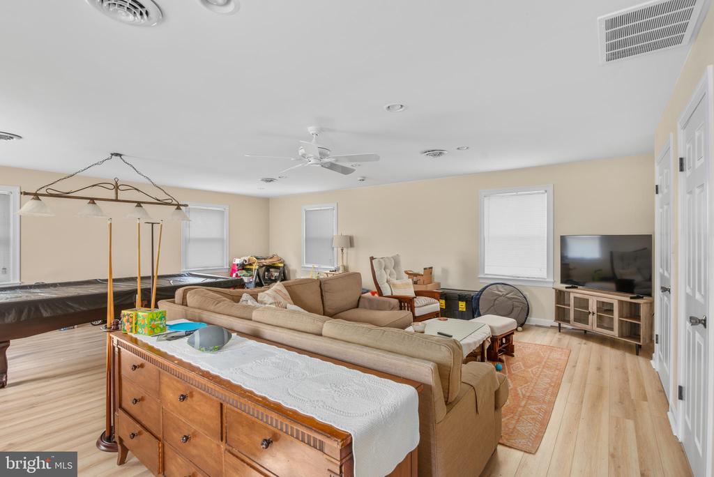 6379 Cedar Cove Rd