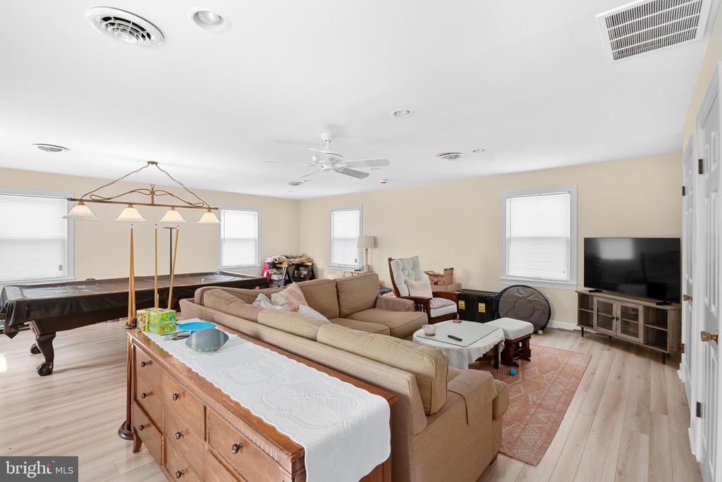 6379 Cedar Cove Rd