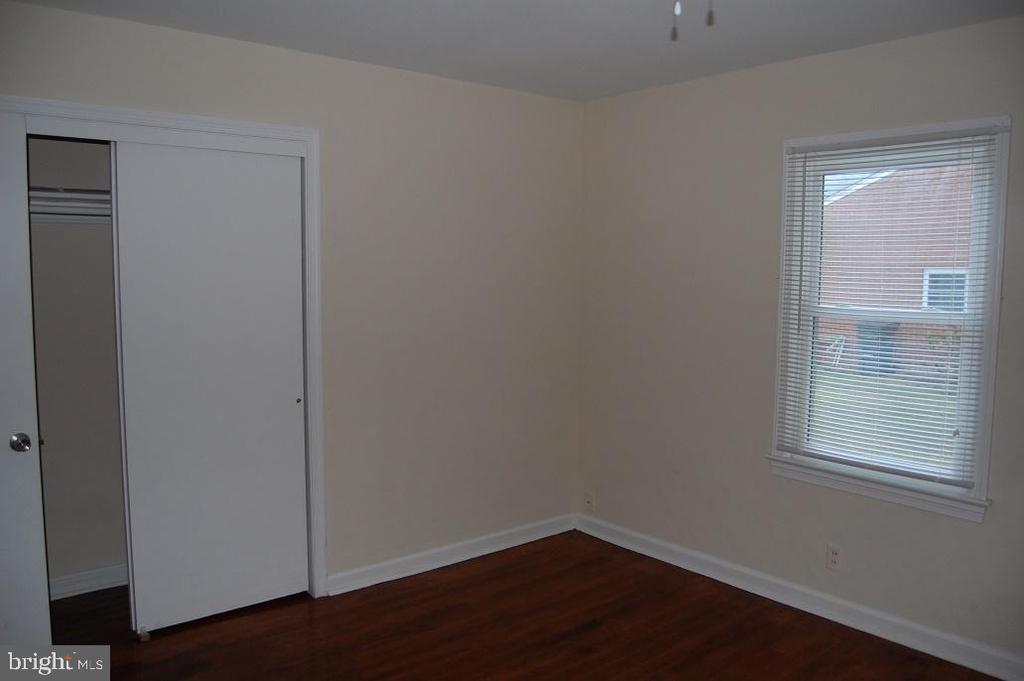 1016 RIVERVIEW TER