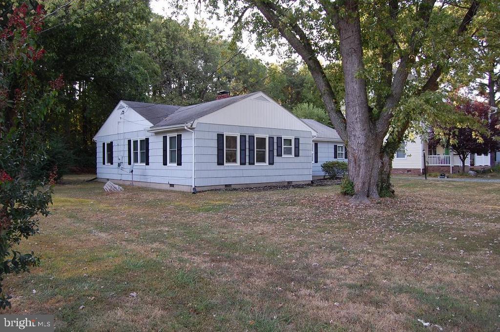 1016 RIVERVIEW TER