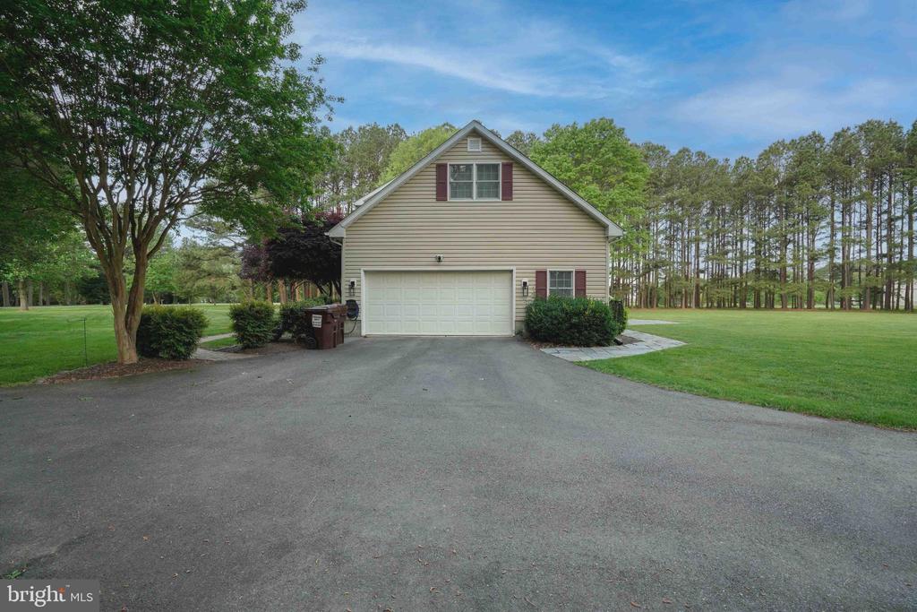 26337 ARCADIA SHORES CIR
