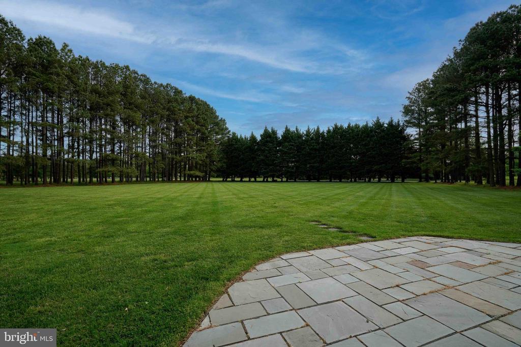 26337 ARCADIA SHORES CIR