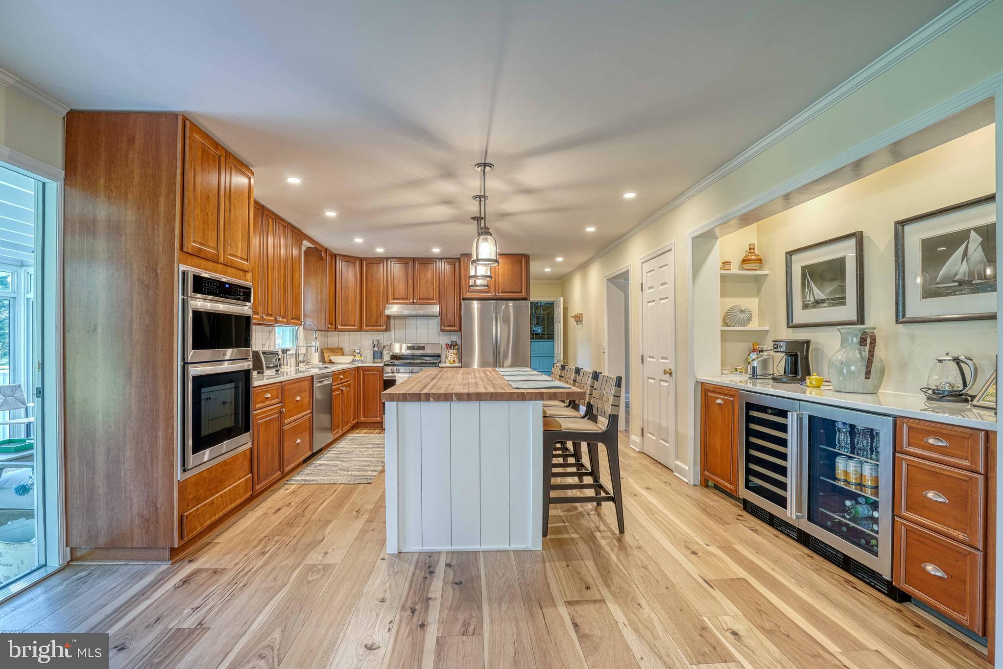 26337 ARCADIA SHORES CIR
