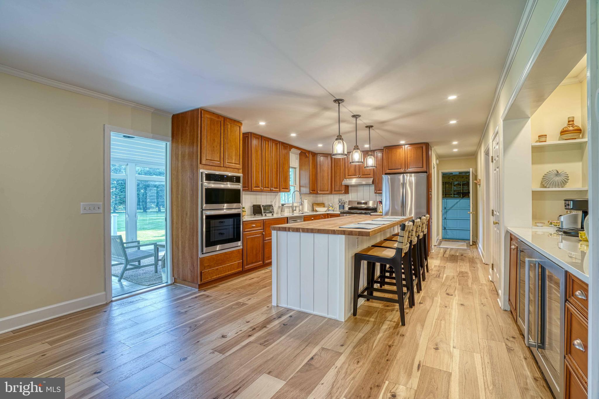 26337 ARCADIA SHORES CIR