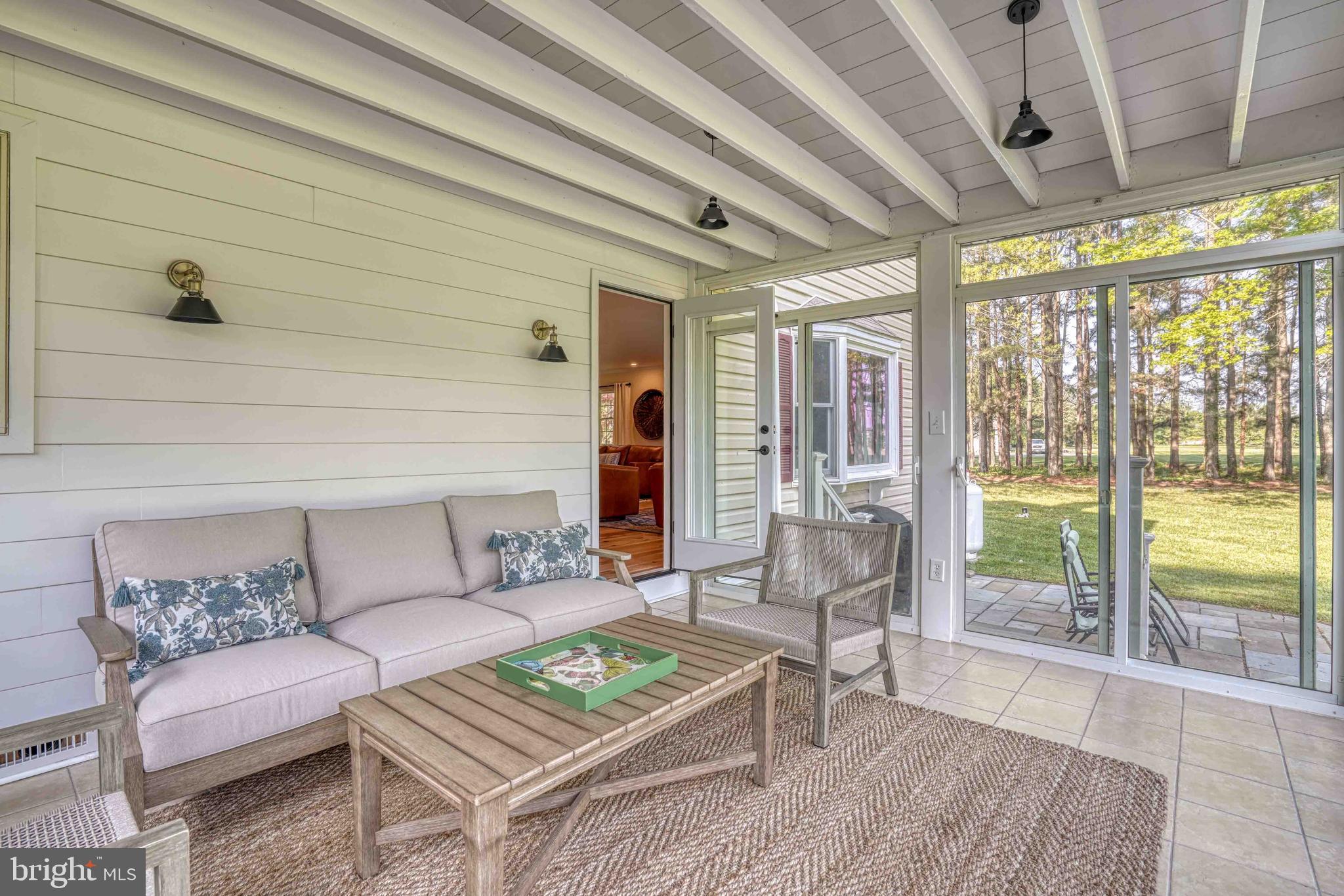 26337 ARCADIA SHORES CIR