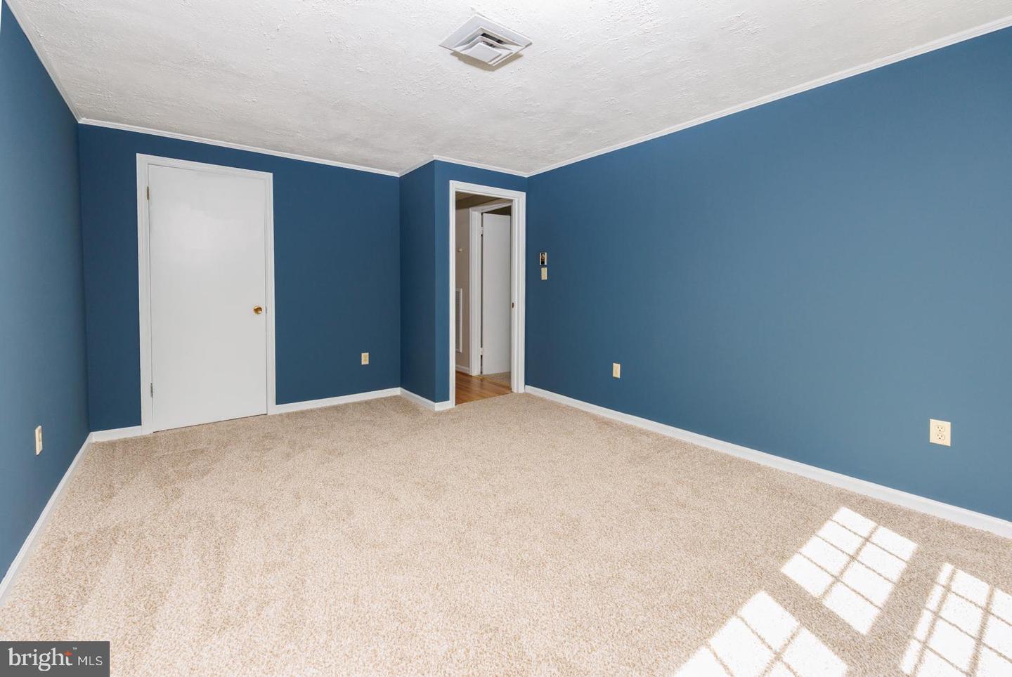 10118 Hiners Ln