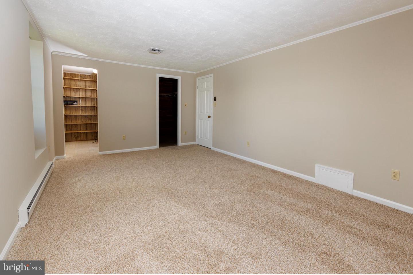 10118 Hiners Ln