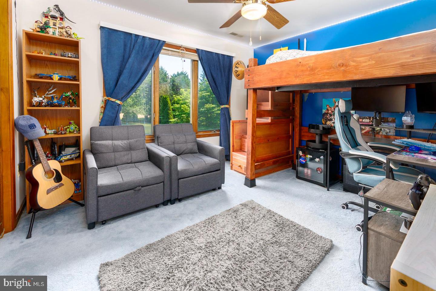 5395 Wellington Dr