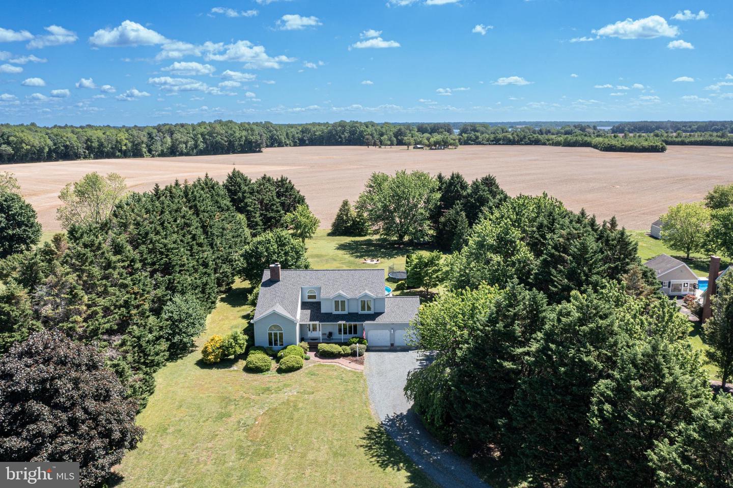 5395 Wellington Dr