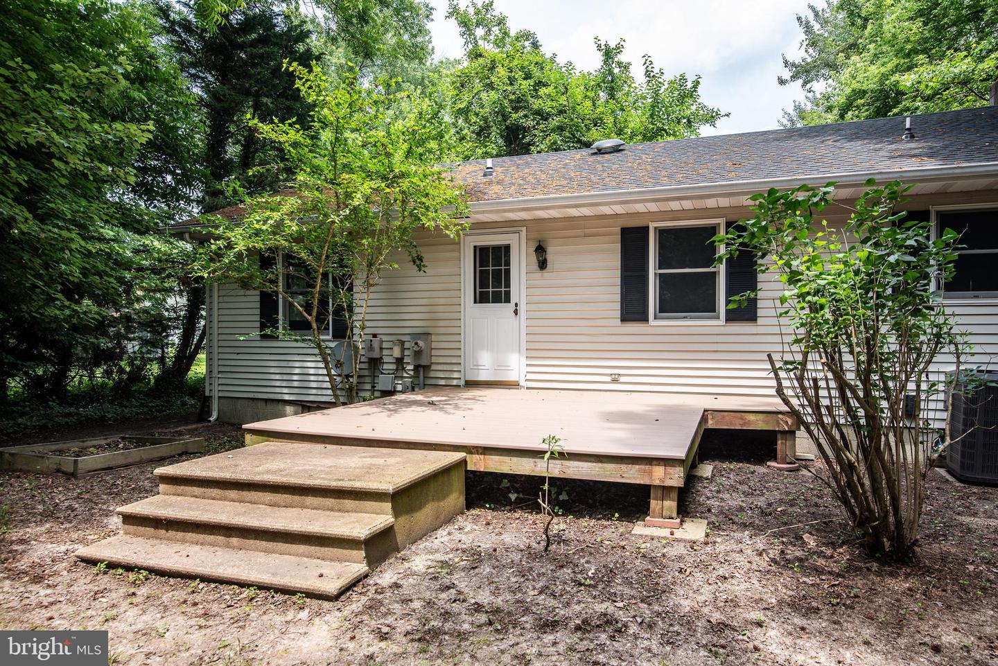 25893 ROYAL OAK RD