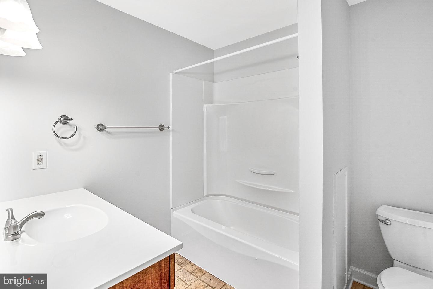 25893 ROYAL OAK RD