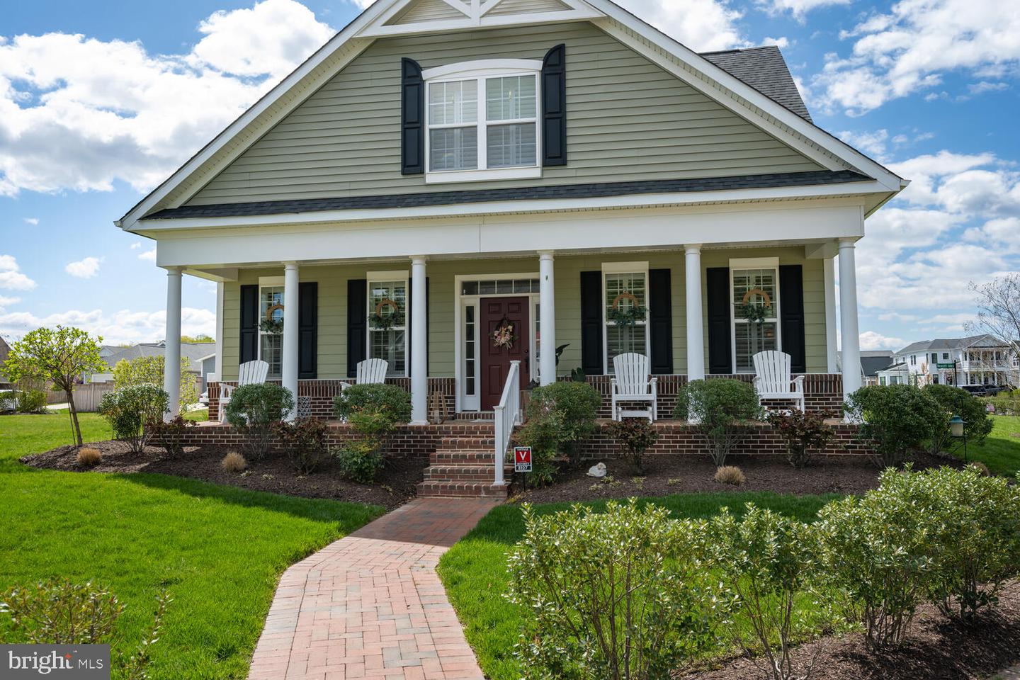 8127 Easton Village Dr