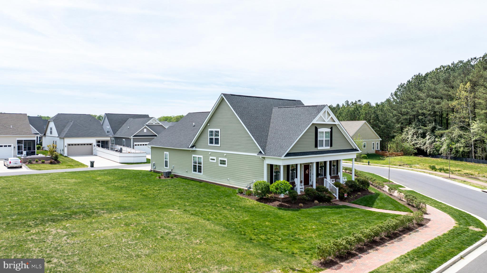 8127 Easton Village Dr