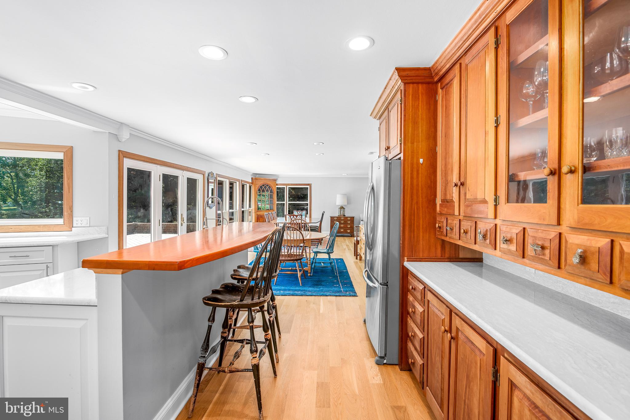 6884 Travelers Rest Cir