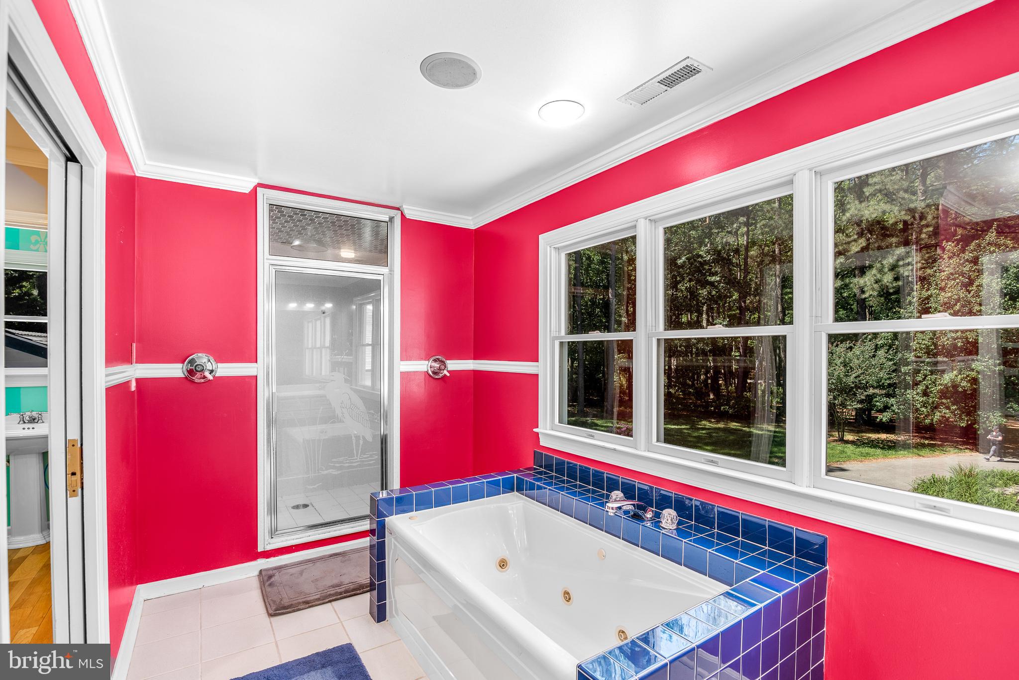 6884 Travelers Rest Cir