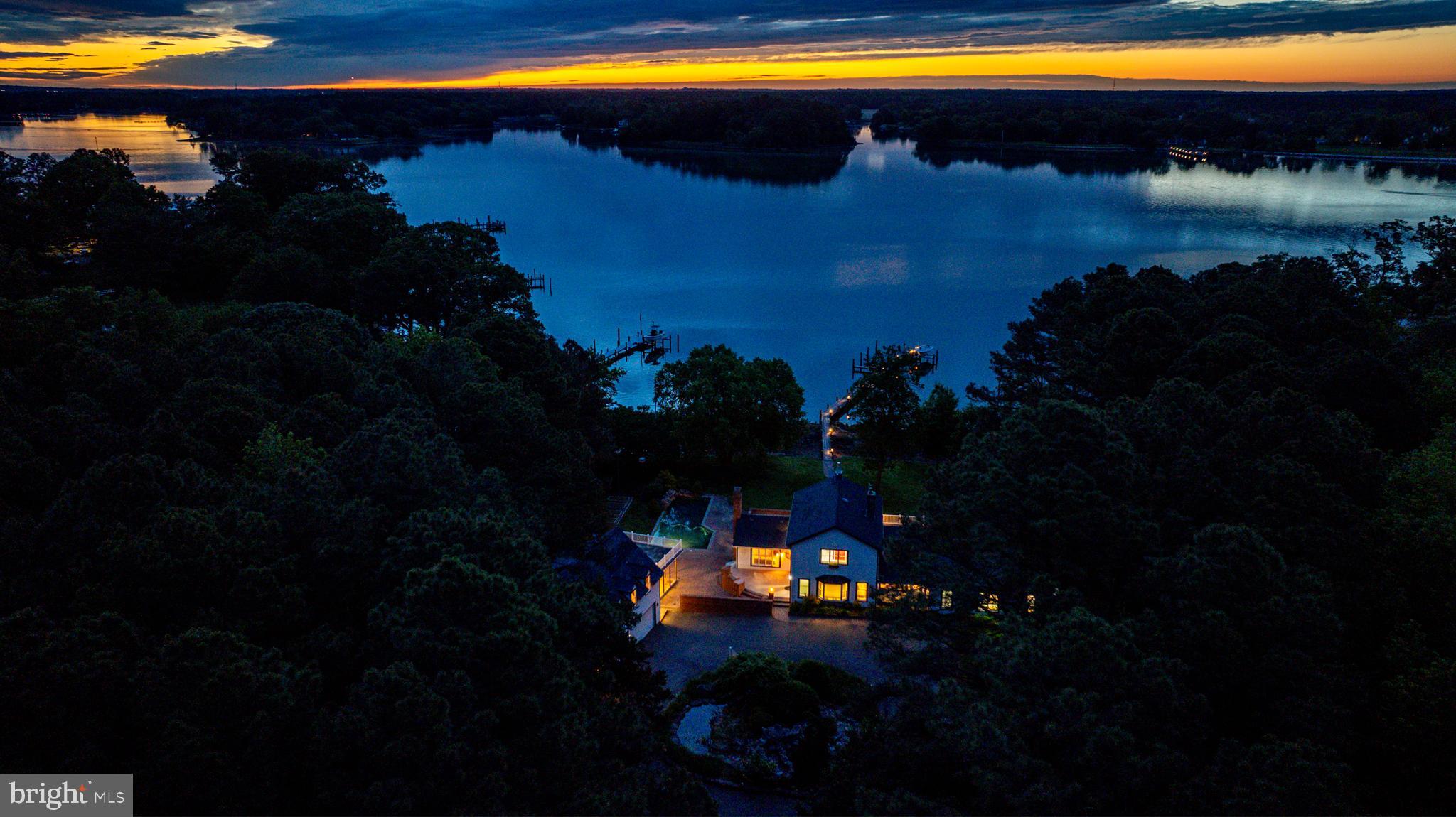 6884 Travelers Rest Cir