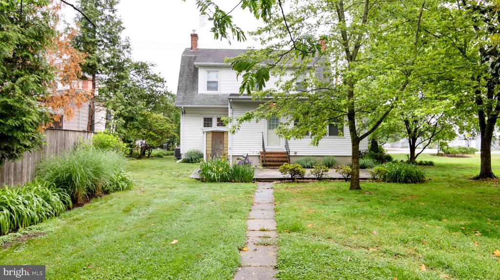 315 S AURORA ST