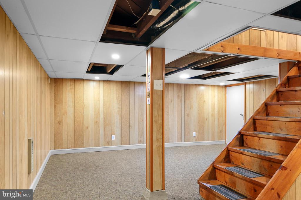 315 S AURORA ST