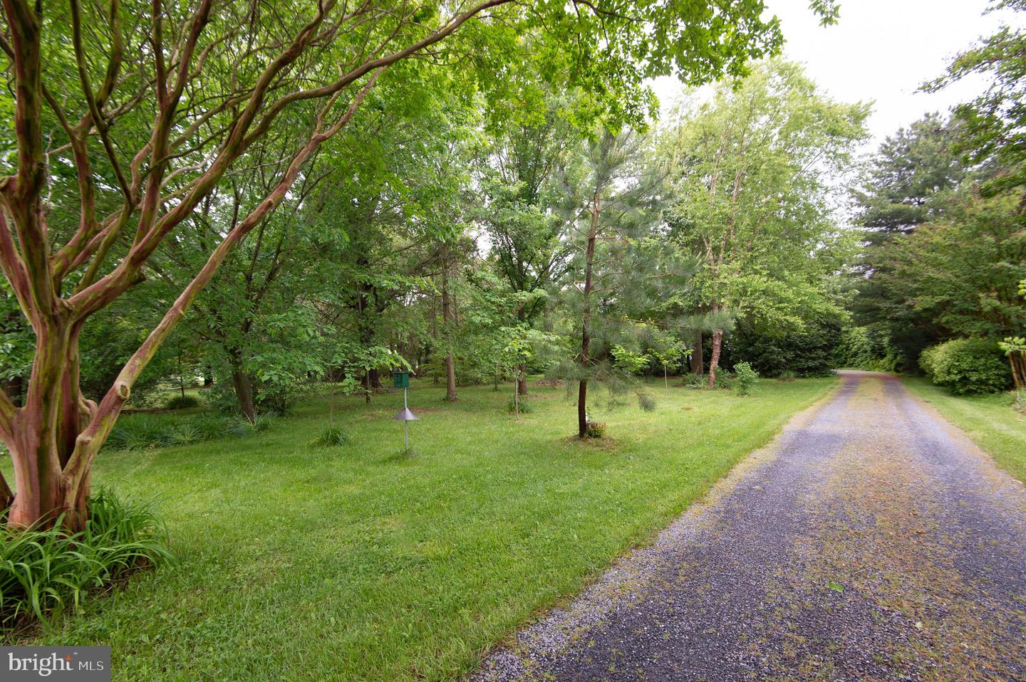 6456 Fairway Ln