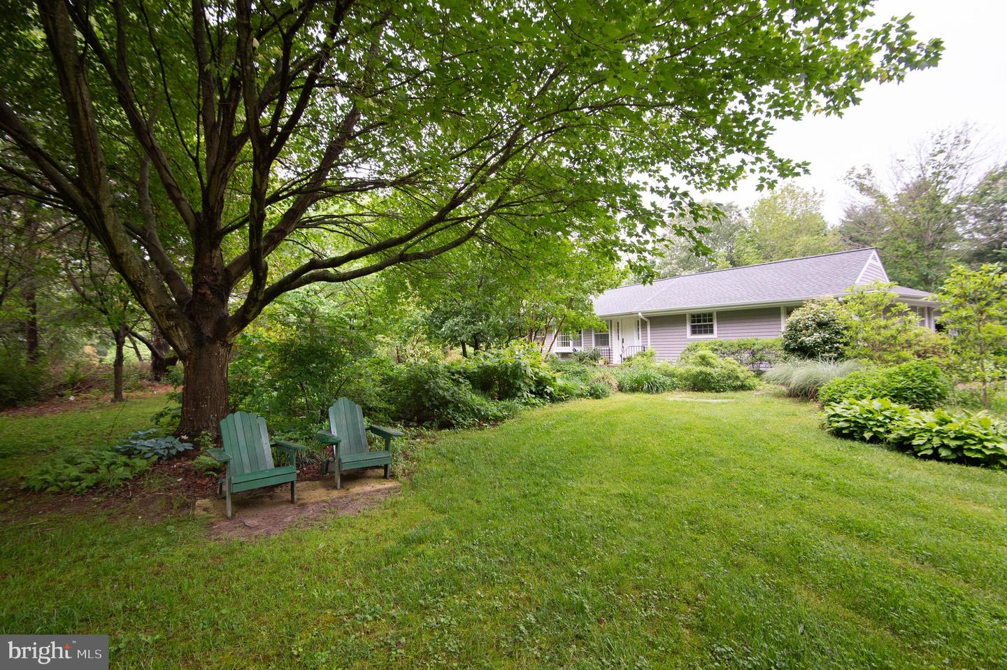 6456 Fairway Ln