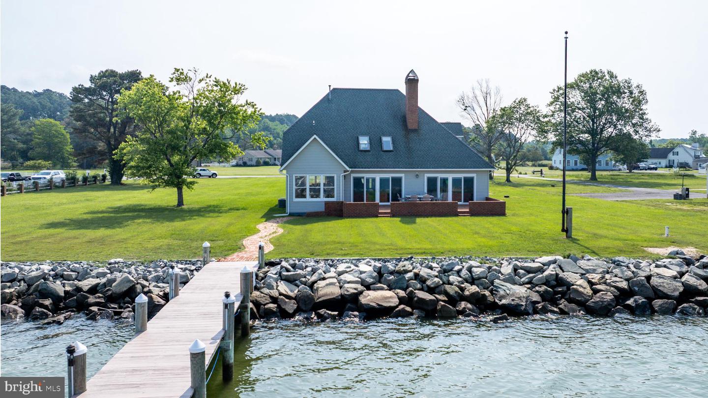1702 Ferry Point Ct