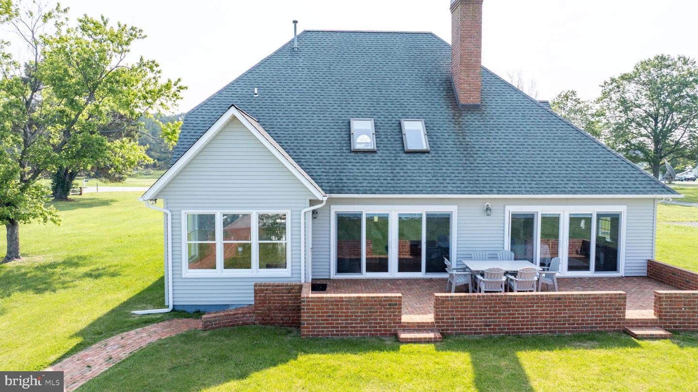 1702 Ferry Point Ct