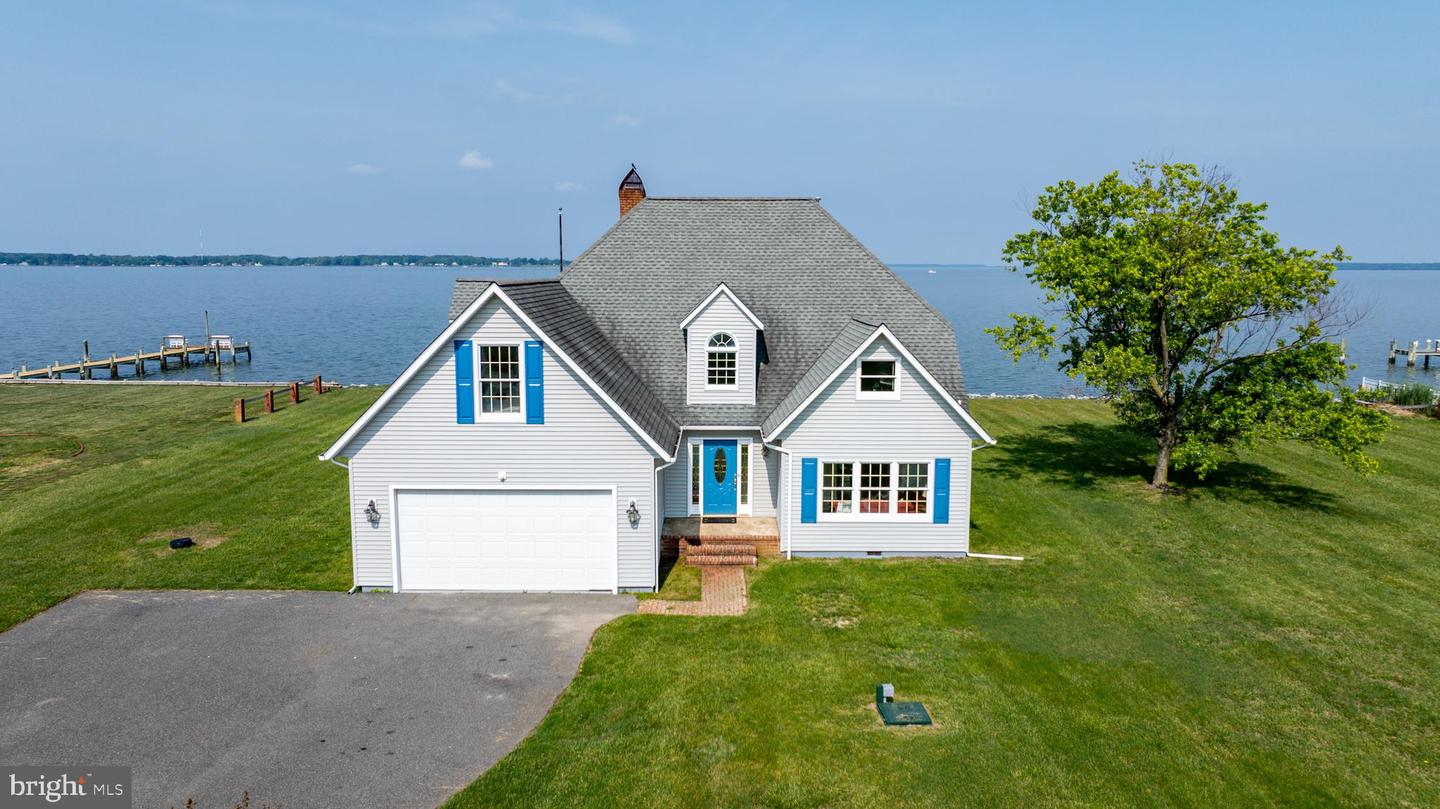1702 Ferry Point Ct