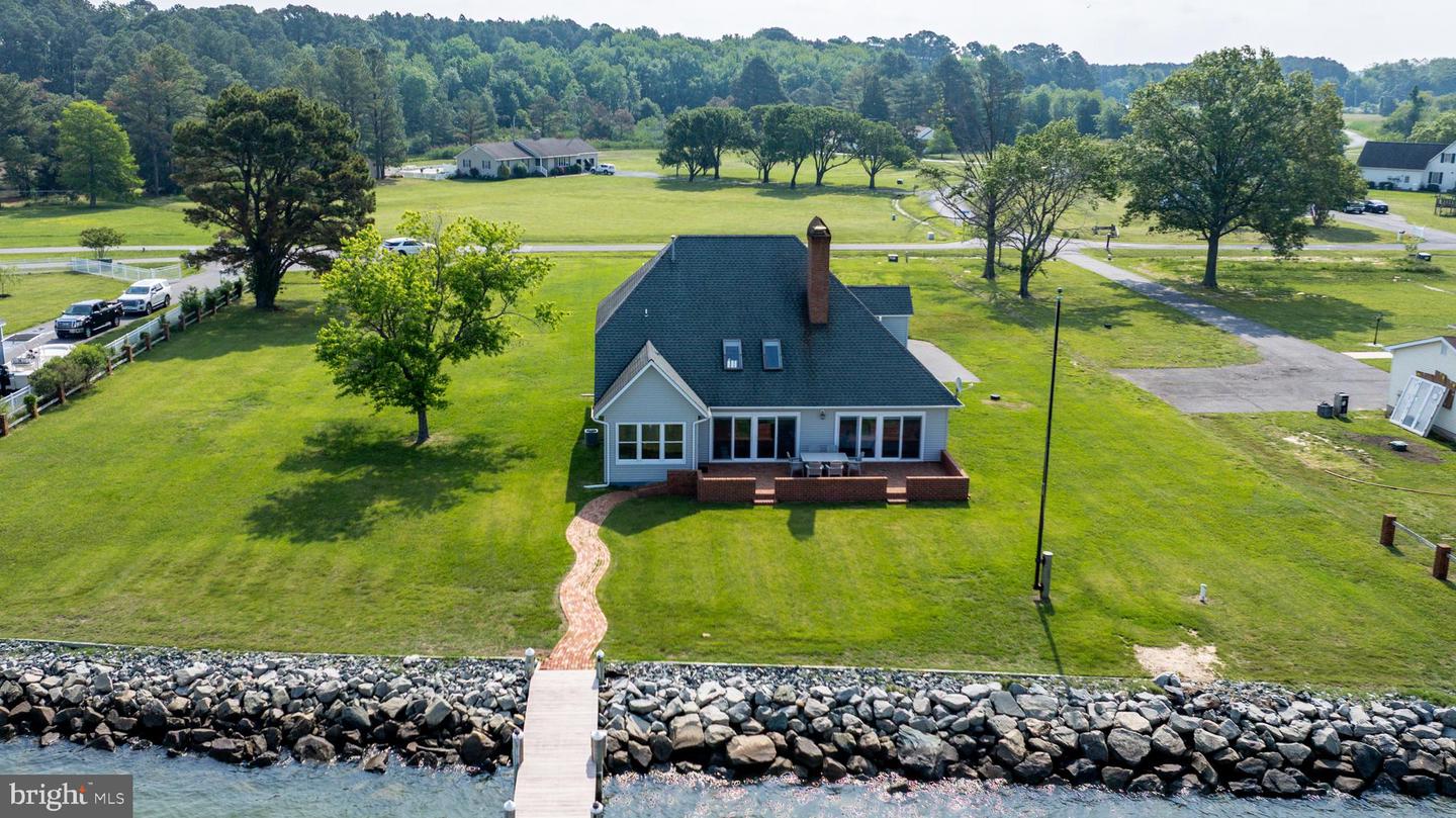 1702 Ferry Point Ct