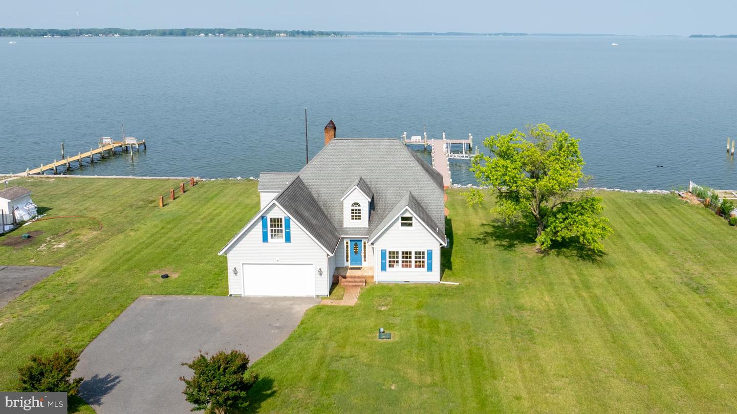 1702 Ferry Point Ct