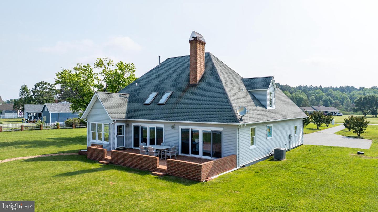 1702 Ferry Point Ct