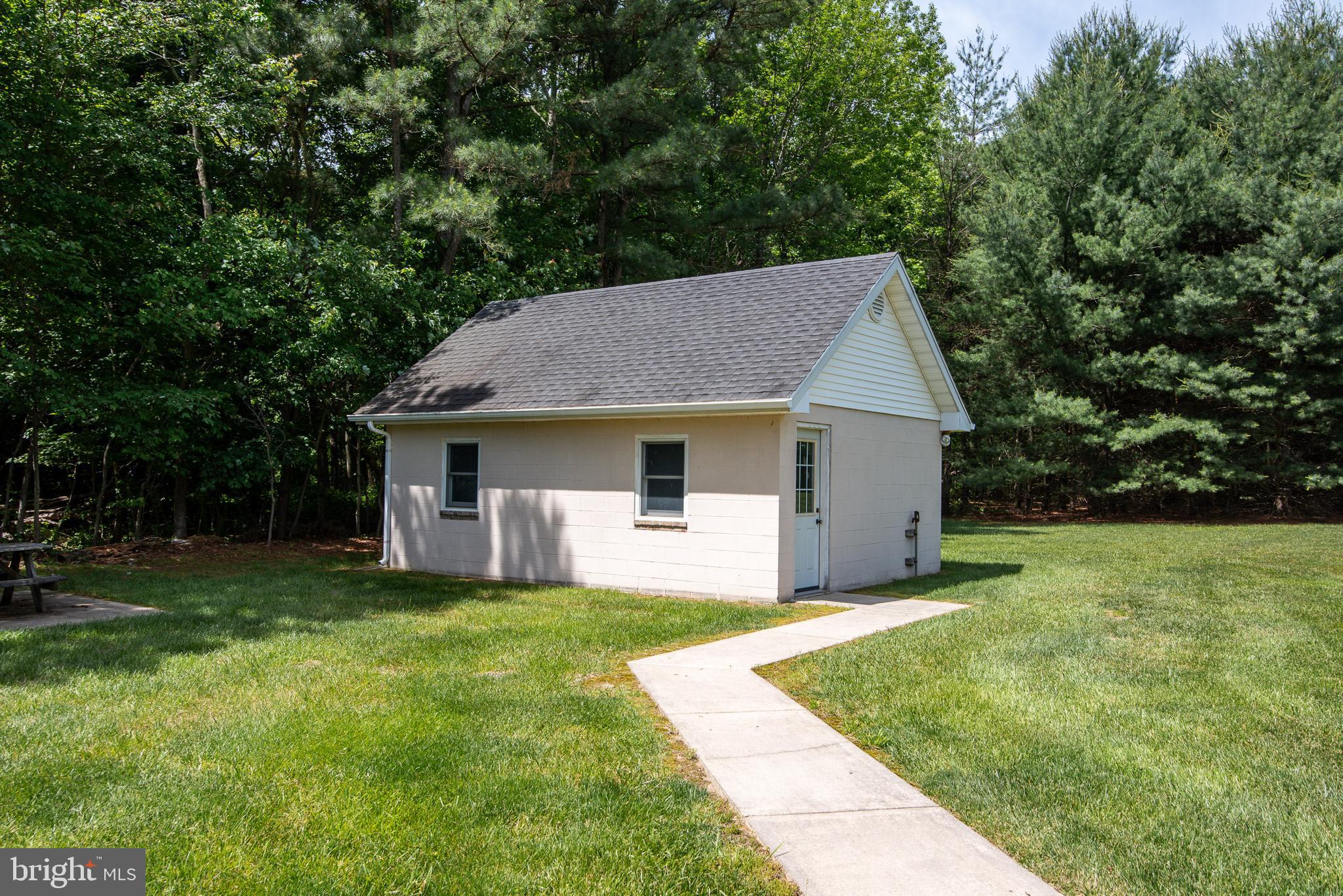 7220 Cabin Cove Rd S