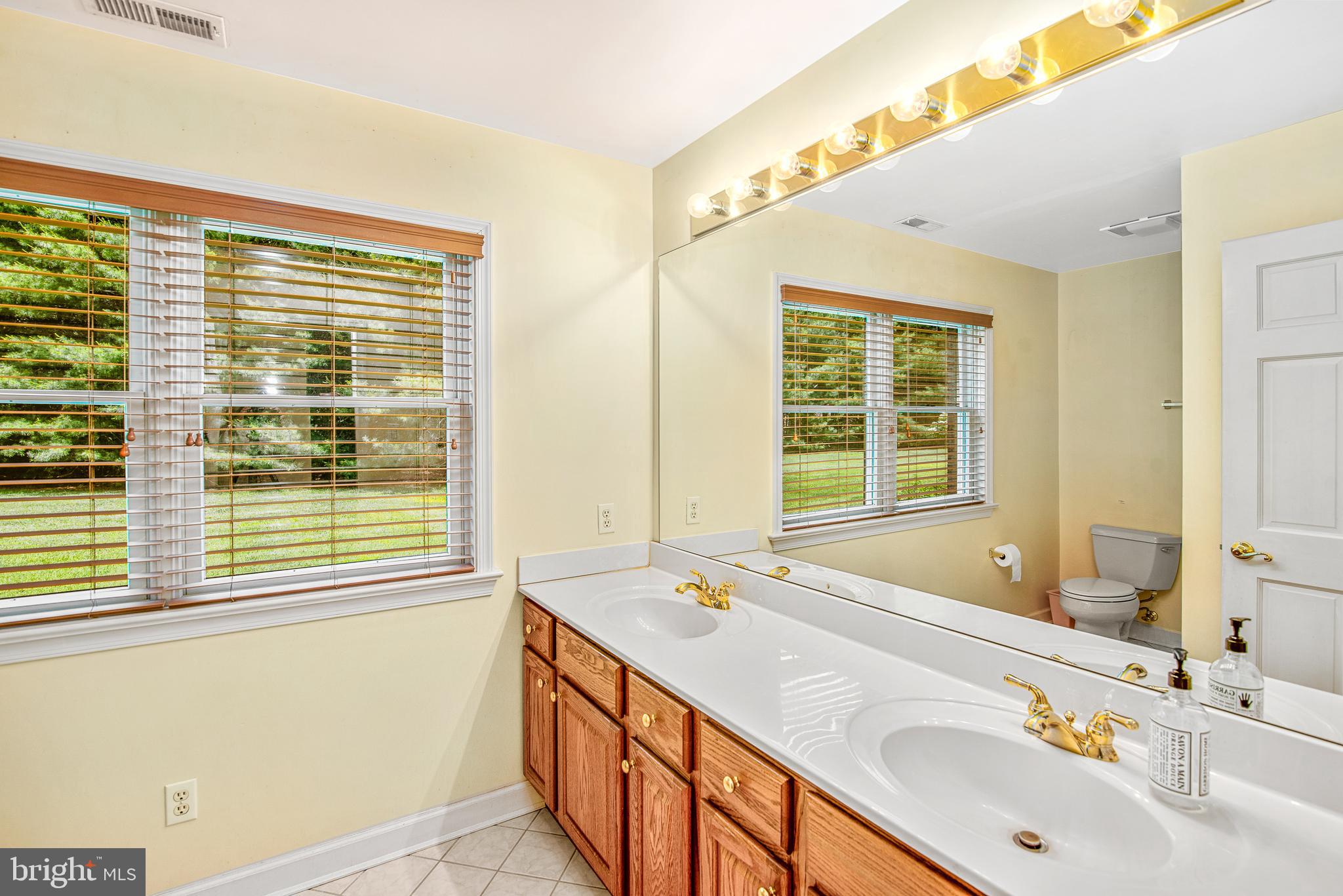 7220 Cabin Cove Rd S