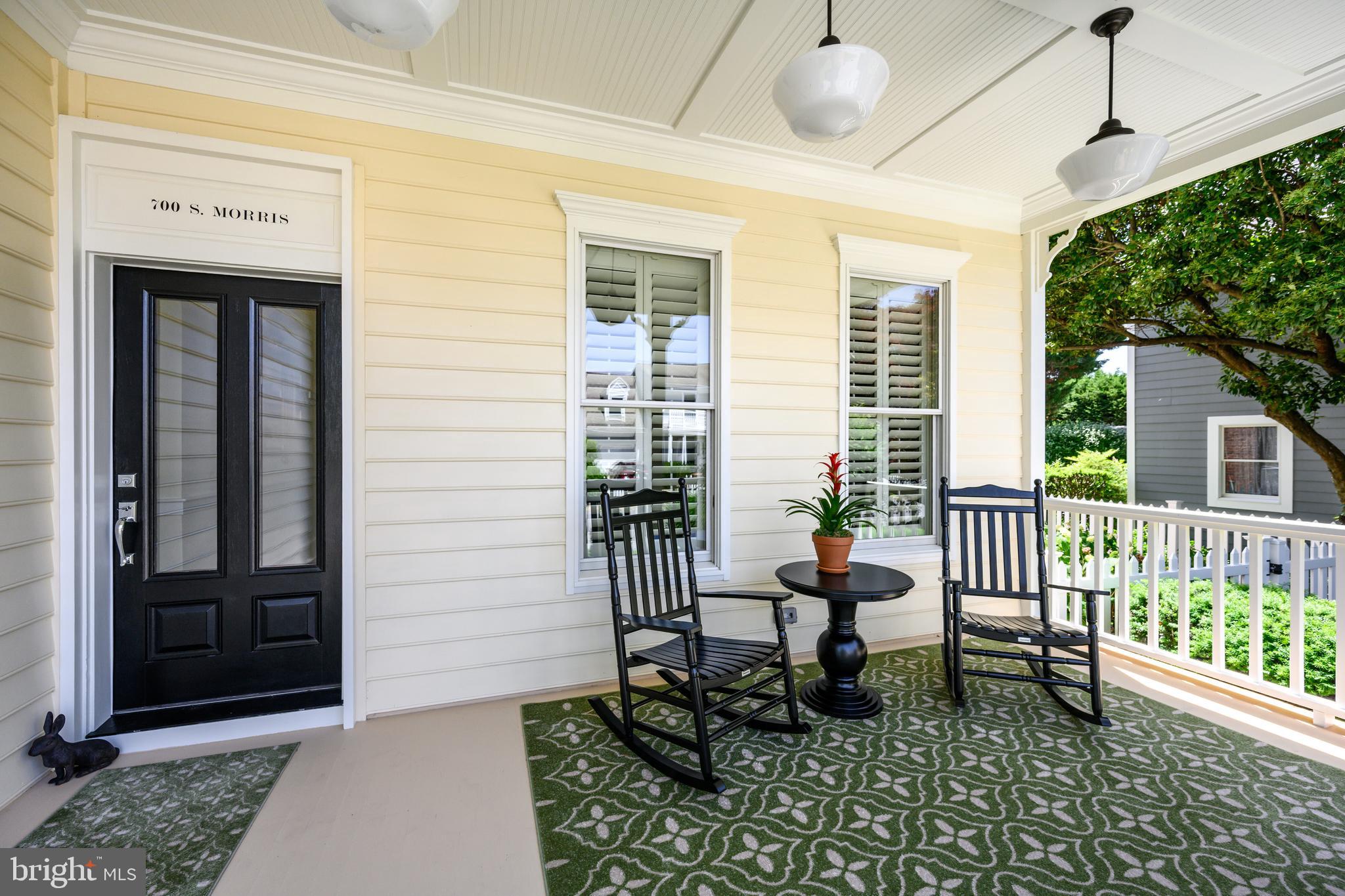 700 S Morris St