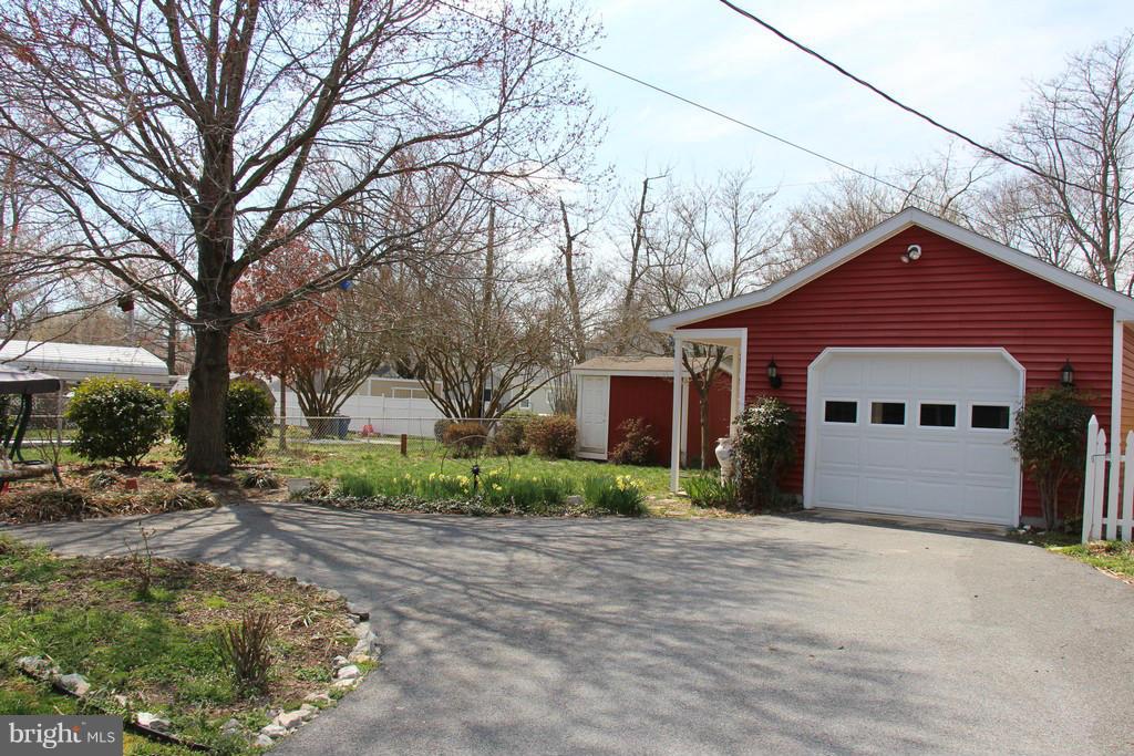 209 CHOPTANK AVE