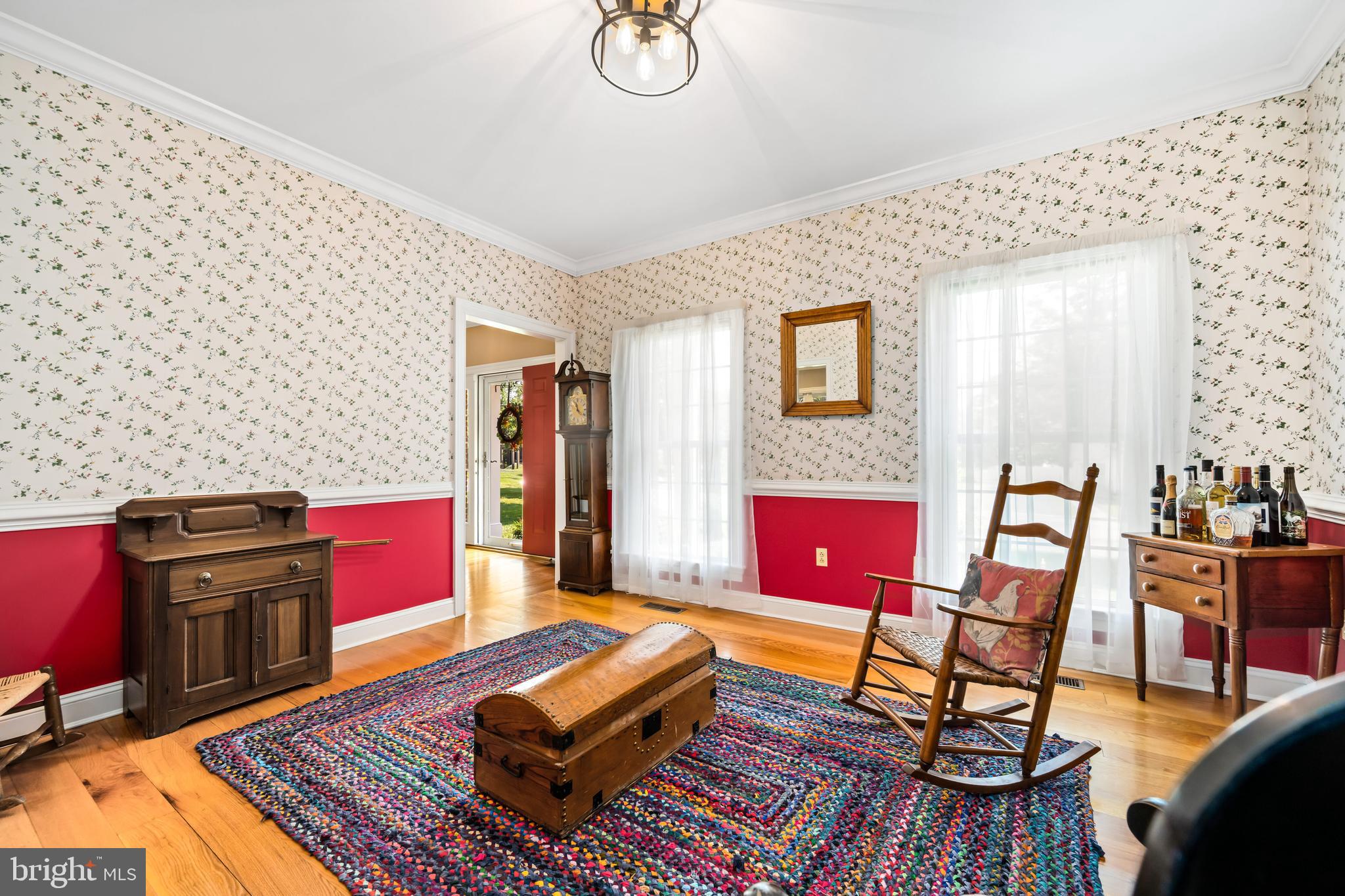 1009 S Washington St