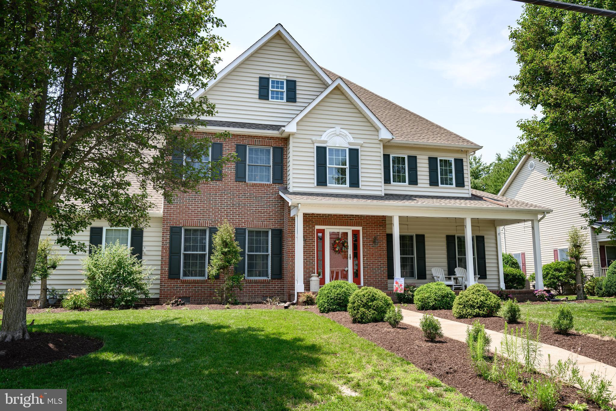 1009 S Washington St